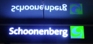 Schoonenberg lichtreclame