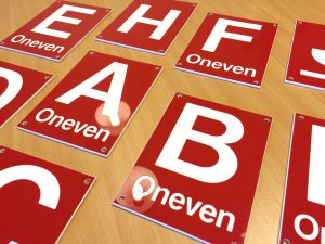 graveerwerk raambelettering