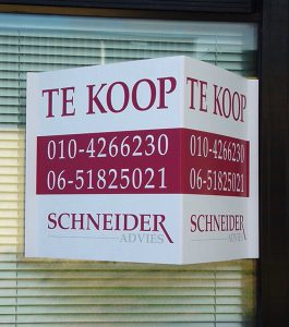 Makelaarsborden