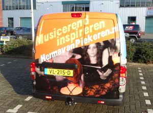 Herma van piekeren autobestikkering