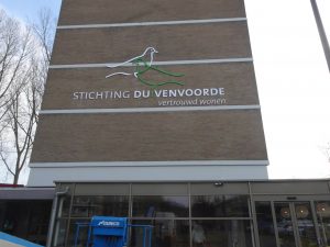 WOONINVEST DUIVENVOORDE gevelreclame 1